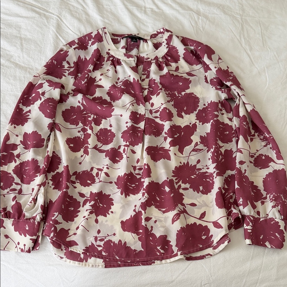 Simply Vera Vera Wang Burgundy Floral Blouse